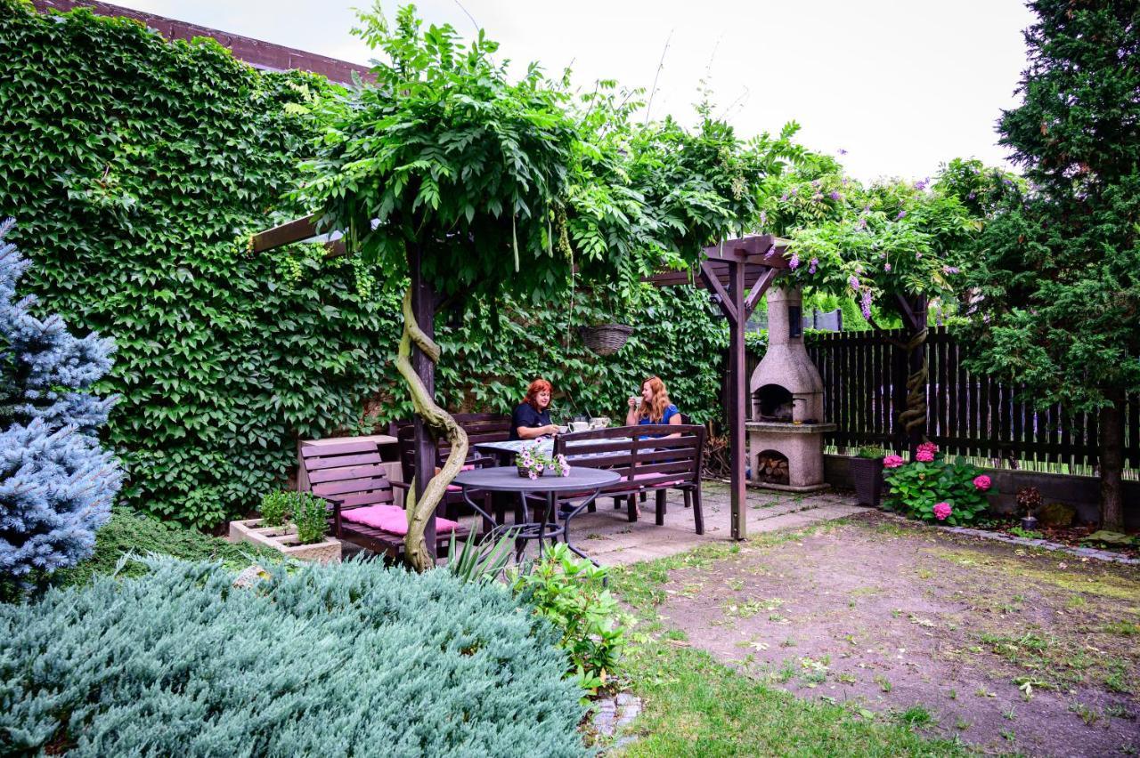 Vila Lumír Poděbrady Exterior foto